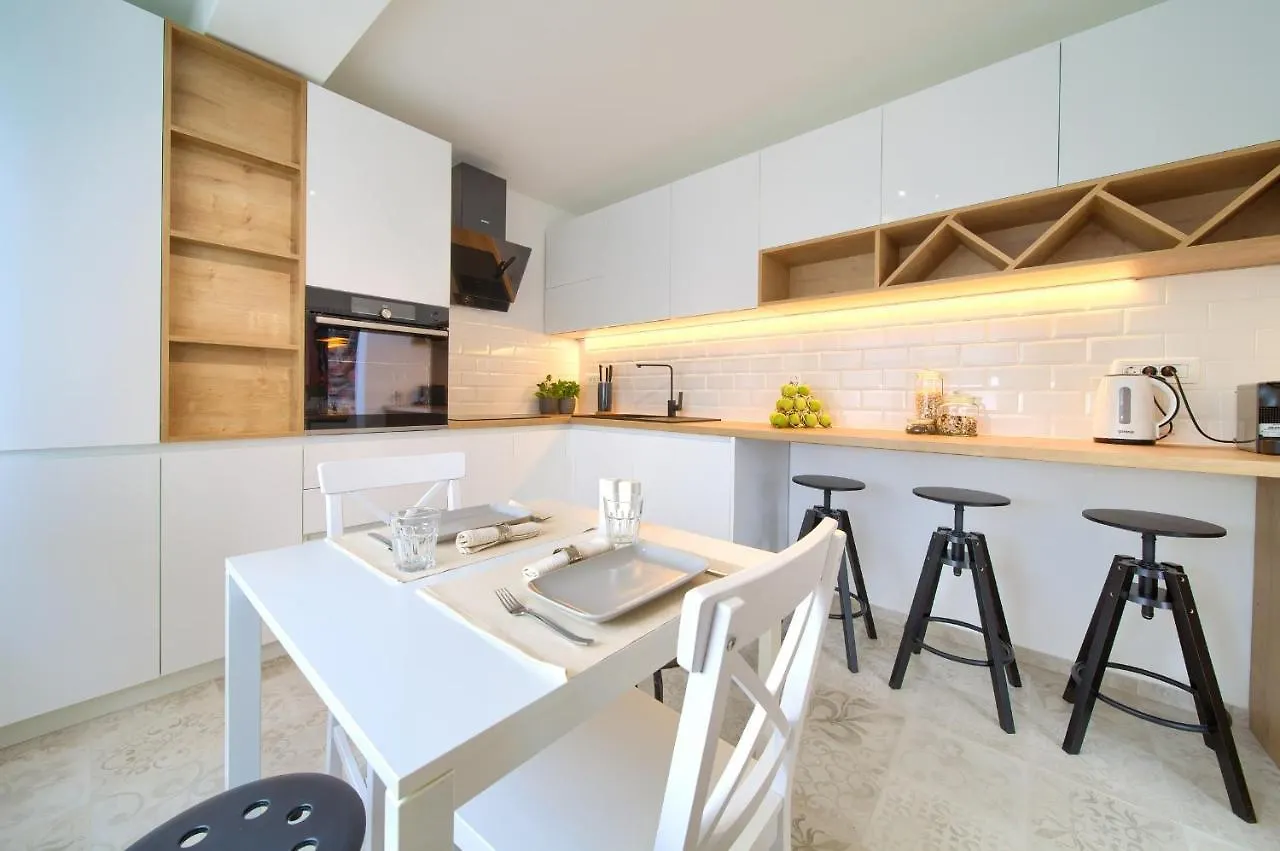Navi Appartement Selce Kroatië